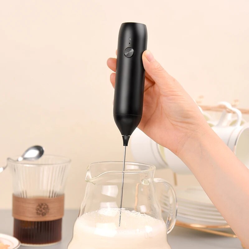 電動ミルク泡立て器コーヒー泡立て器USB-C充電式電動泡立て - Milk Steaming Pitcher のレビューと価格